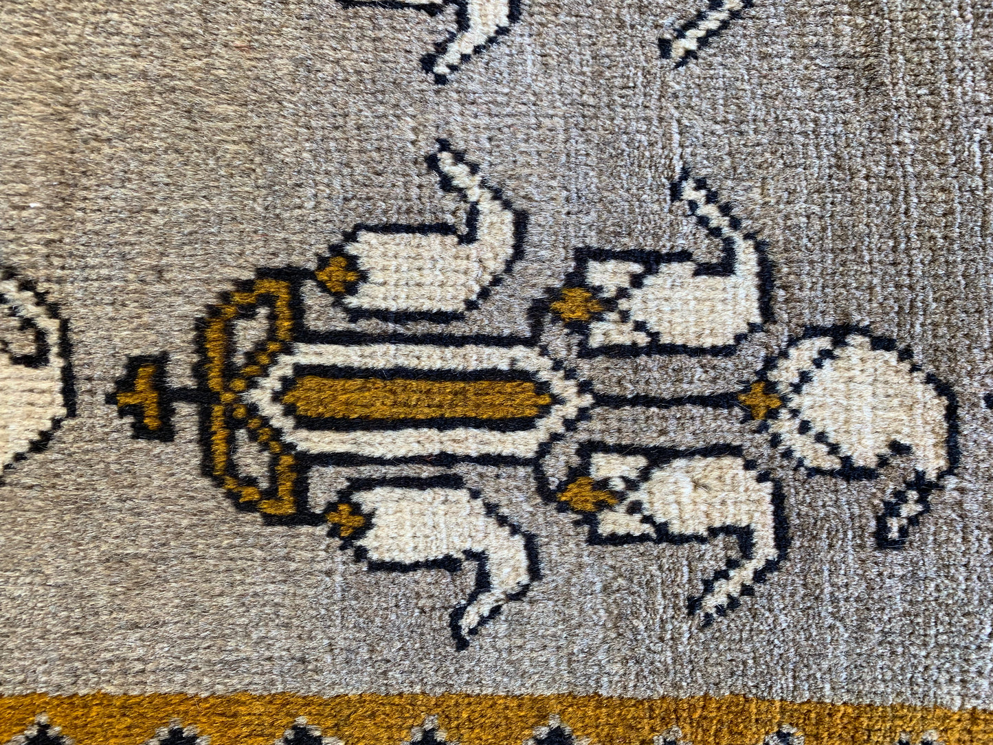 76183 IRAN - GASHGAY 2,95 X 1,95 = 5,75