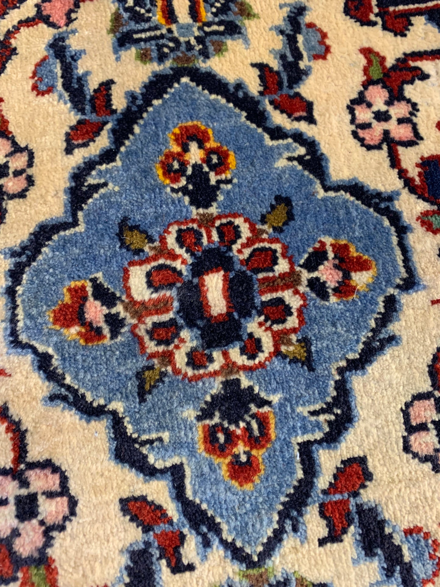 79856 IRAN - KASHAN 3,80 X 2,40 = 9,12
