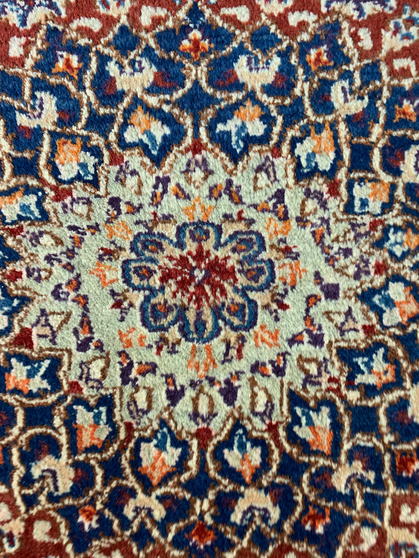 80782 IRAN - MOOD 3,05 X 2,05 = 6,25