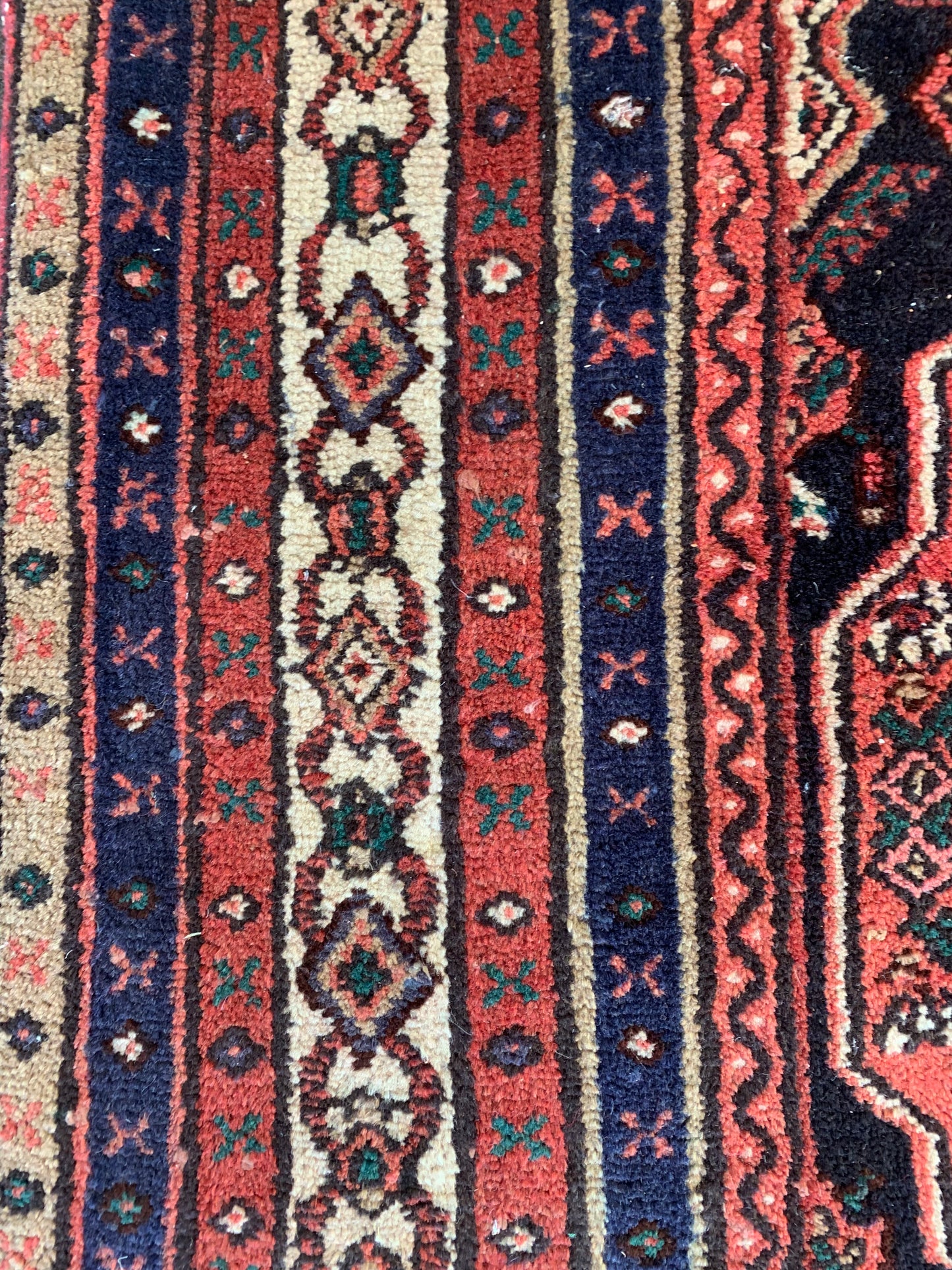 82483 SHIRAZ - IRAN - 2,84 X 2,00 = 5,68