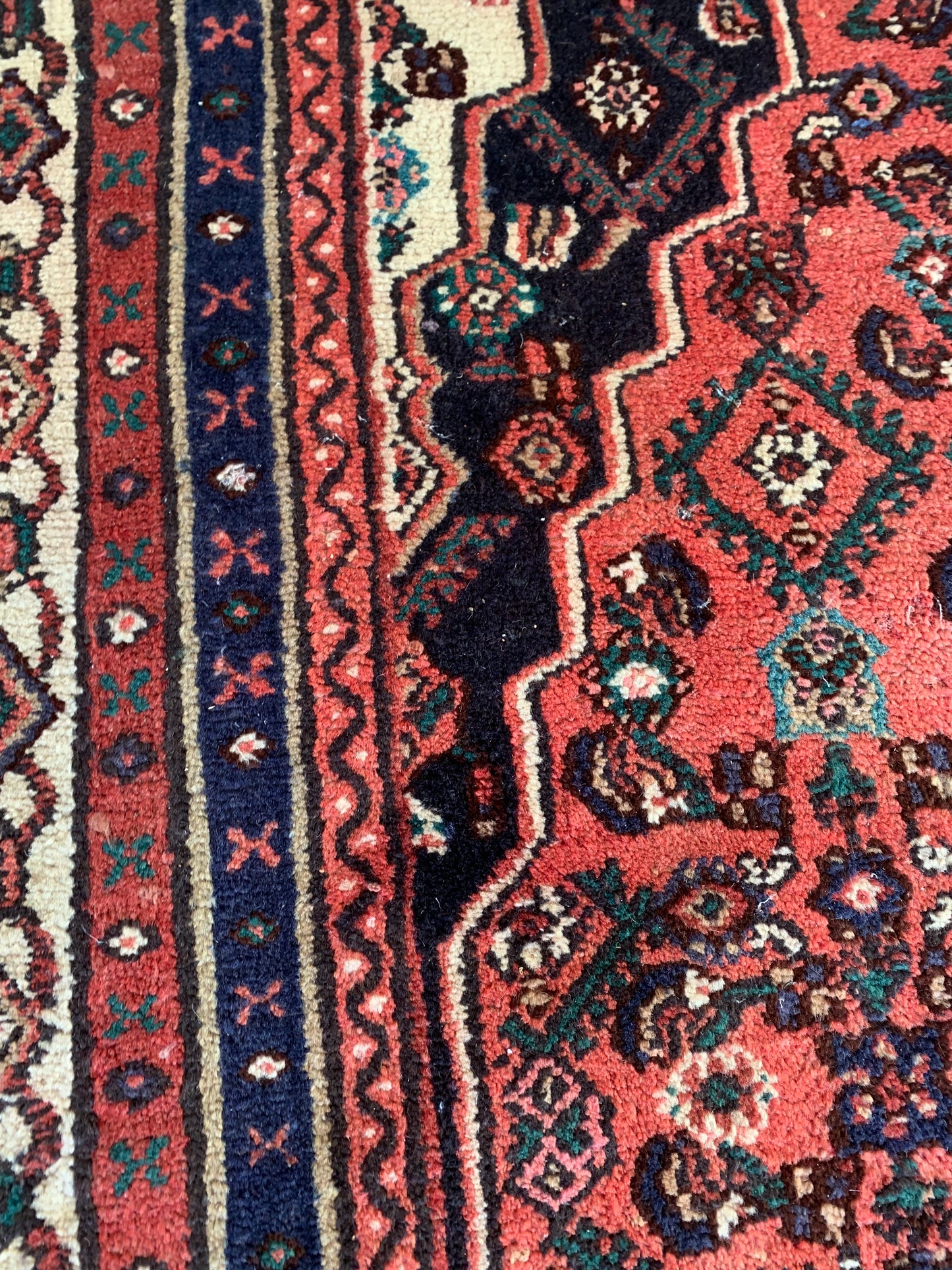 82483 SHIRAZ - IRAN - 2,84 X 2,00 = 5,68