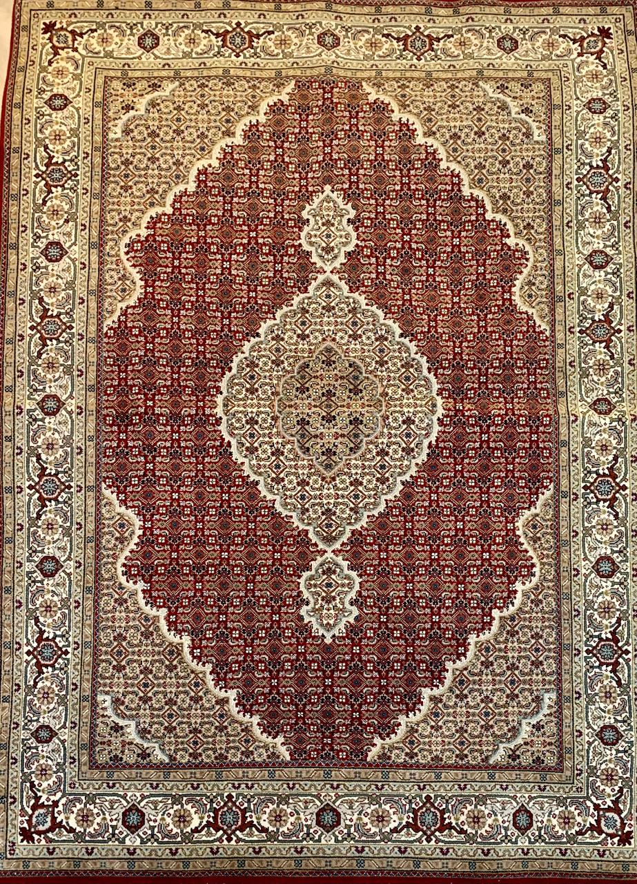 82923 Tapete Tabriz Mahi 2,42 x 1,74 = 4,21