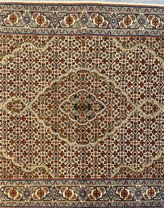 82936 Tapete Tabriz Mahi 1,82 x 1,19 = 2,17