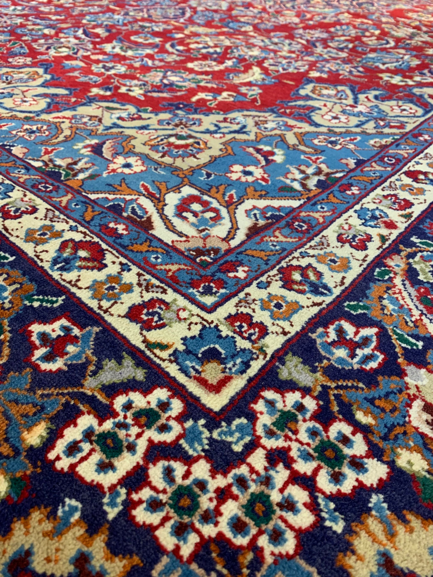84172 IRAN - NAJAF ABAD 4,35 X 3,10 = 13,49