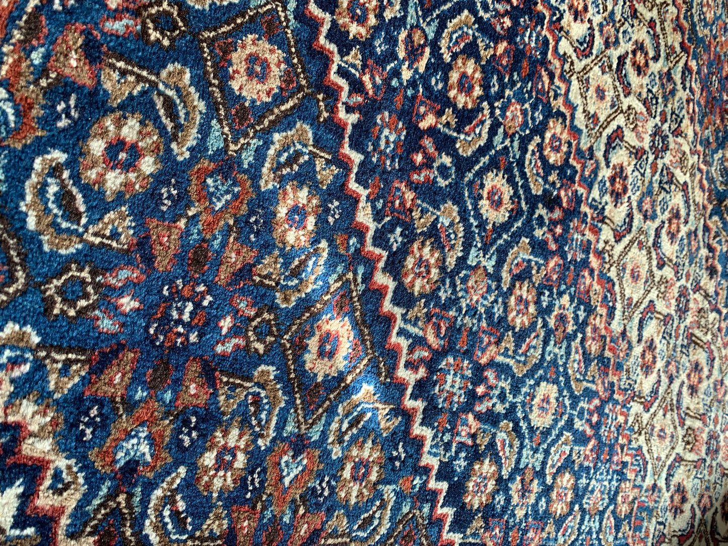 84381 IRAN - MOOD 3,27 X 2,17 = 7,09