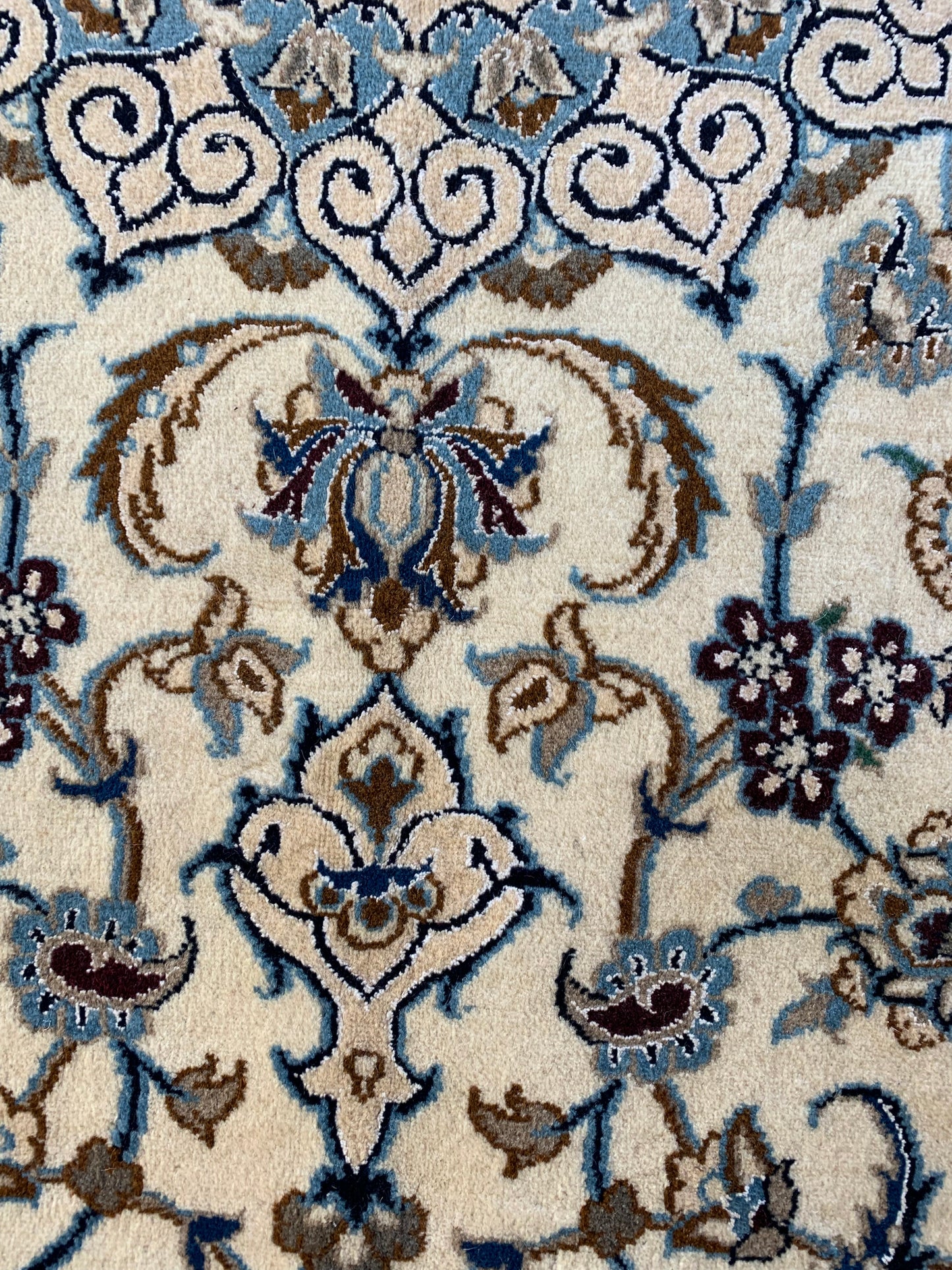 84382 IRAN - NAIN 3,03 X 1,95 = 5,91