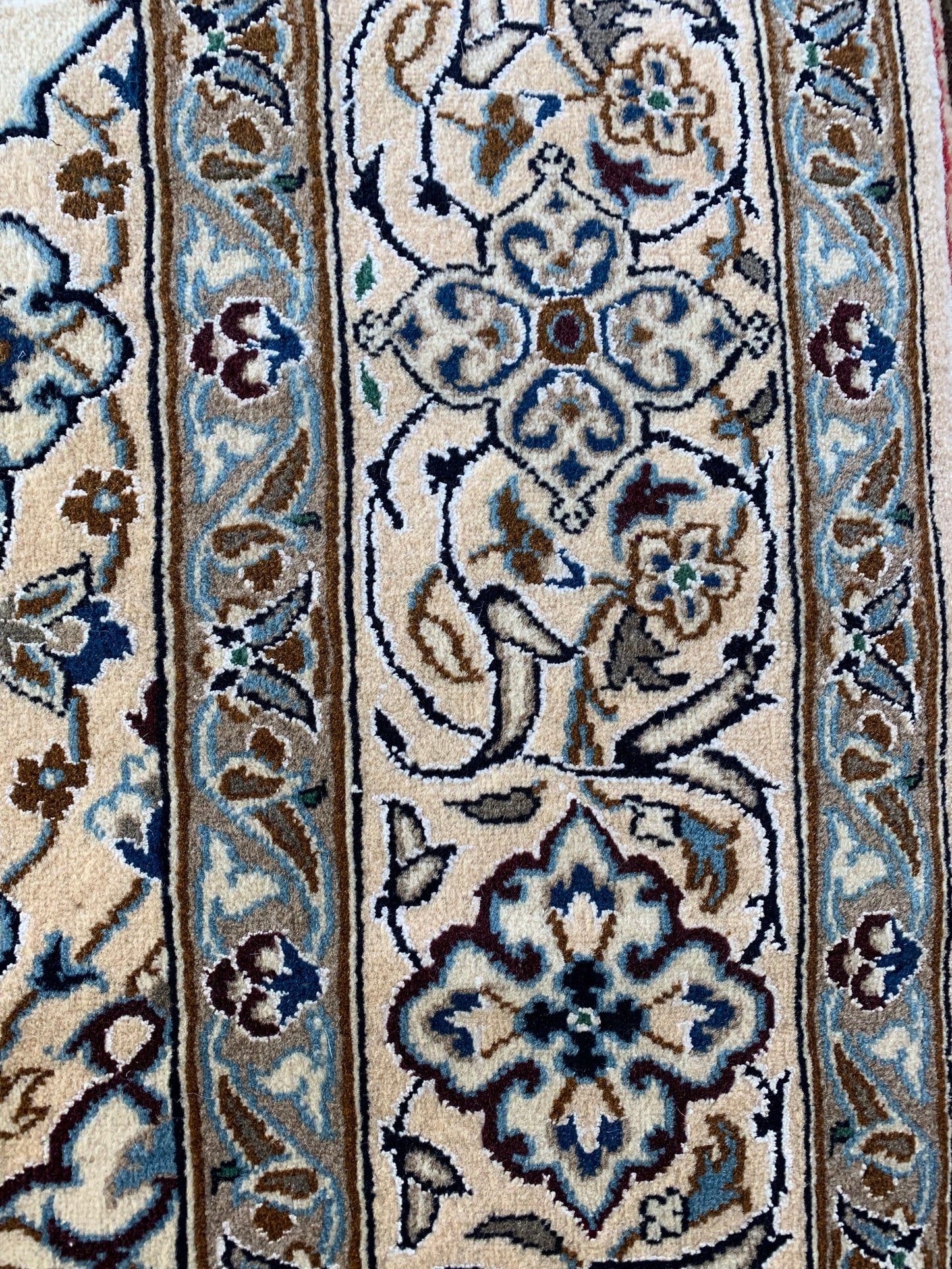 84382 IRAN - NAIN 3,03 X 1,95 = 5,91