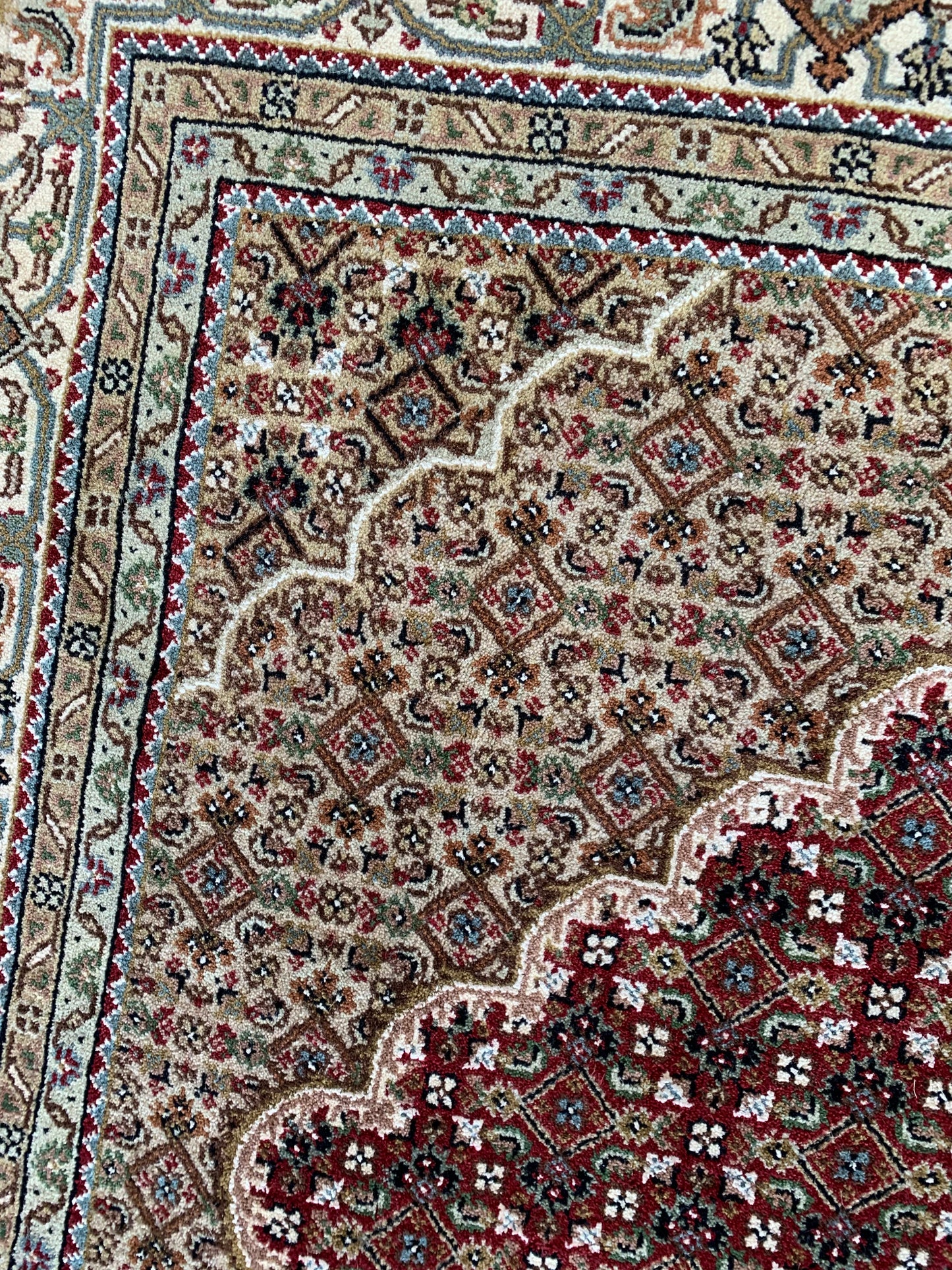 85056 ÍNDIA - TABRIZ MAHI 2,53 X 2,02 = 5,11