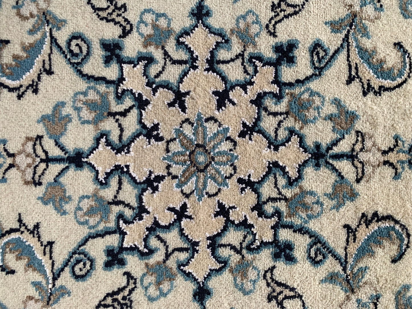 85861/64 Nain - Iraniano 0,85 X 0,58 = 0,49 - 0,83 X 0,60 = 0,50