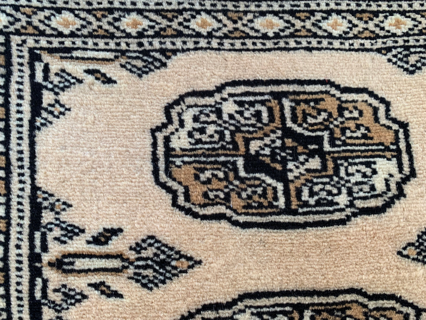 85909 Bokhara - Paquistanês 1,36 X 0,95 = 1,29
