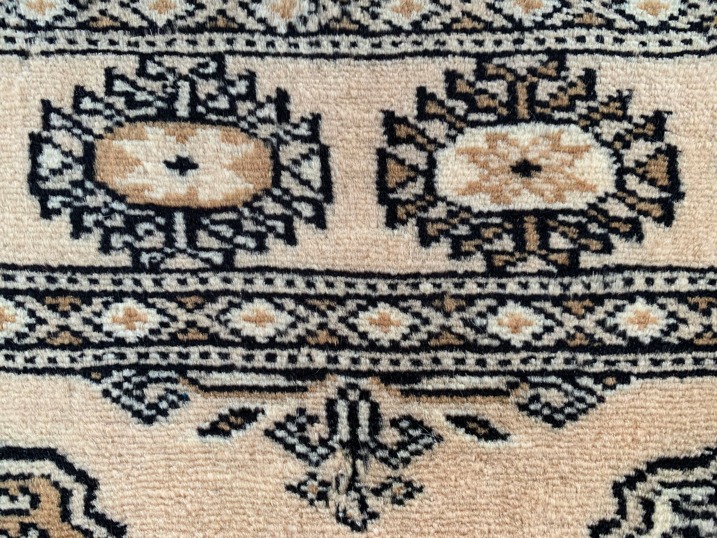 85909 Bokhara - Paquistanês 1,36 X 0,95 = 1,29