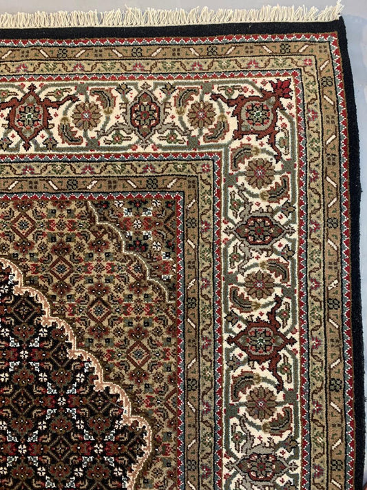 86674 Tapete Tabriz Mahi 2,03 x 2,01 = 4,08