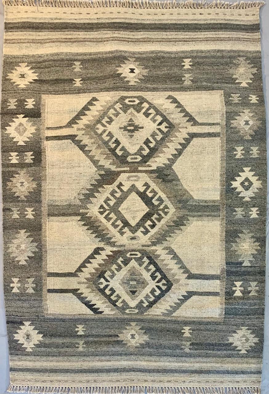 87612 Kilim 1,86 x 1,26 = 2,34