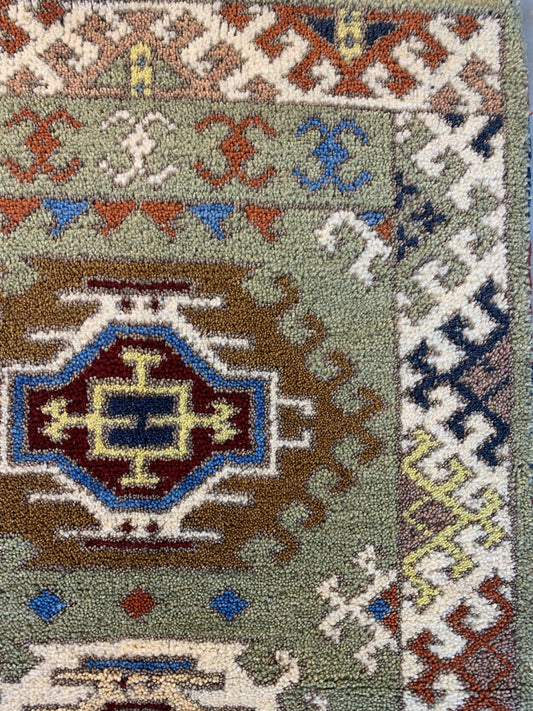 87848 Tapete Kazak 1,98 x 0,67 = 1,33