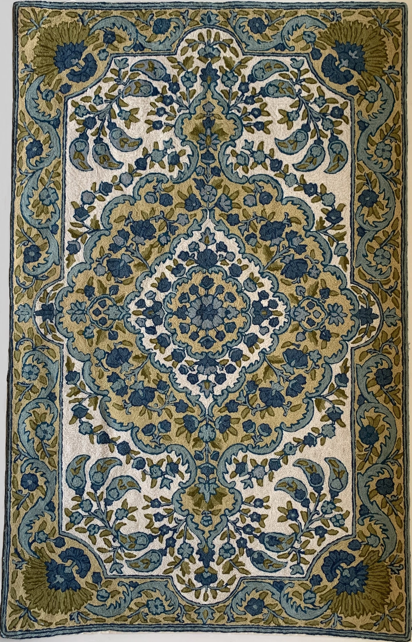 77558 Tapete Chain Stich  1,42X0,90=1,28