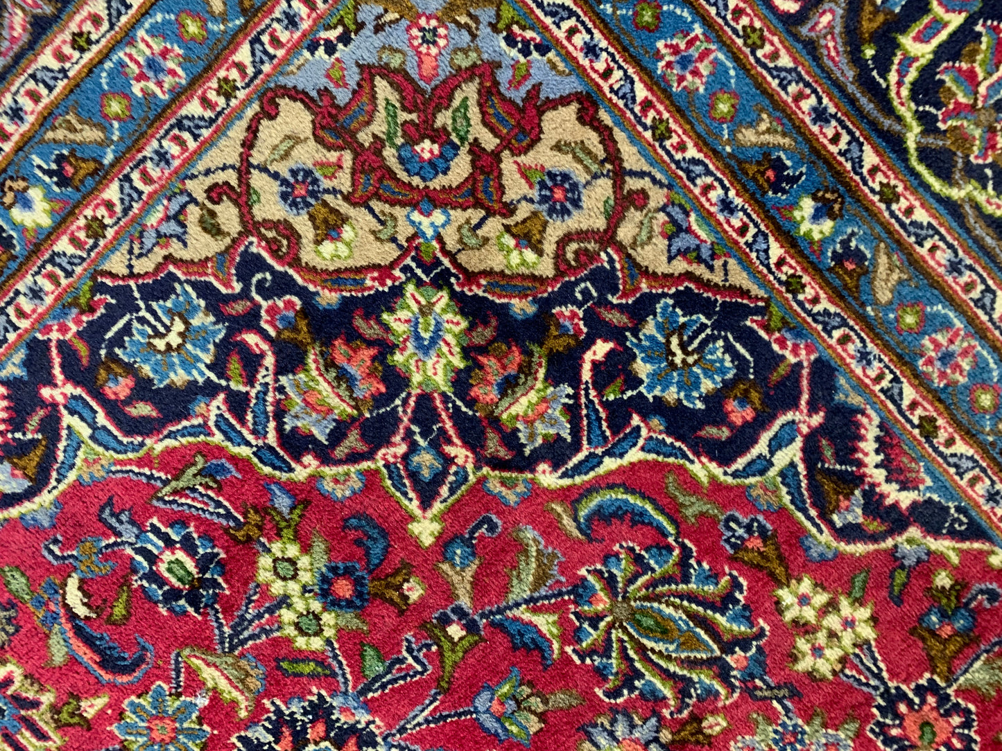 77629 MESHED - IRAN 3,15 X 2,02 = 6,36