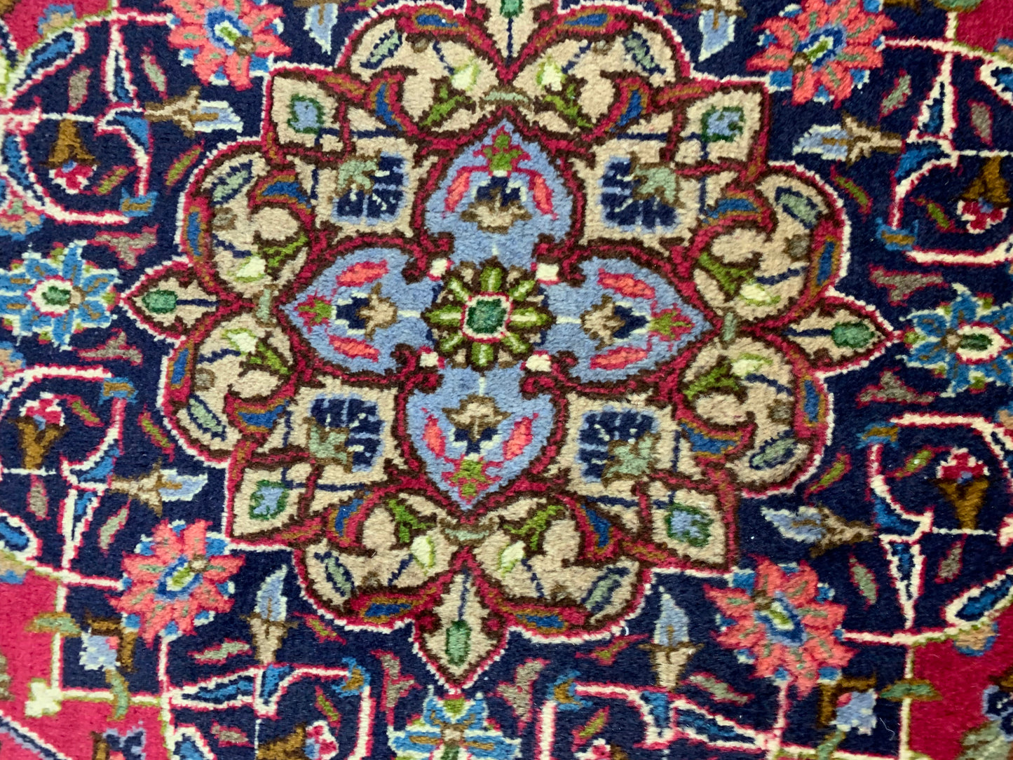 77629 MESHED - IRAN 3,15 X 2,02 = 6,36