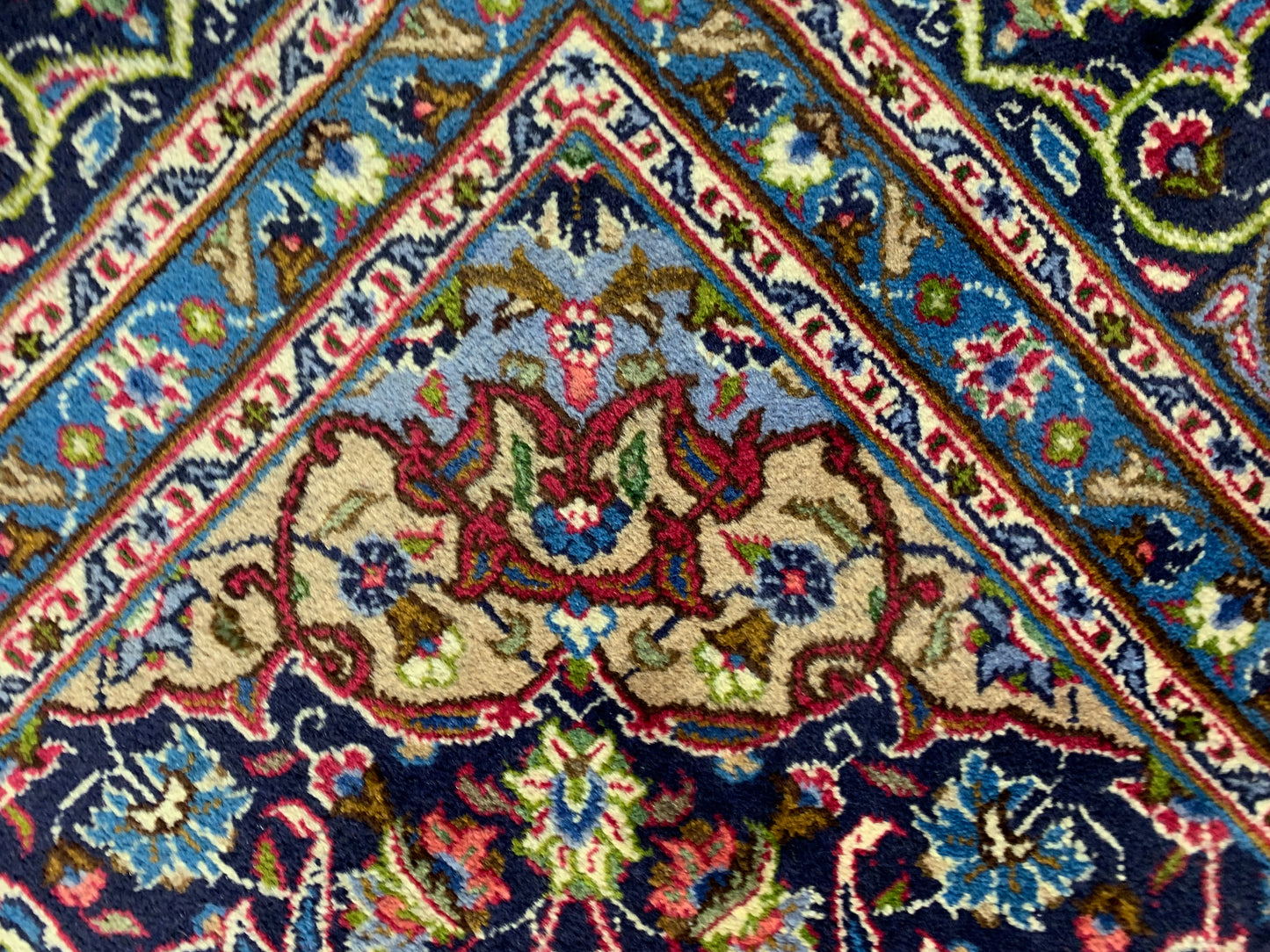 77629 MESHED - IRAN 3,15 X 2,02 = 6,36