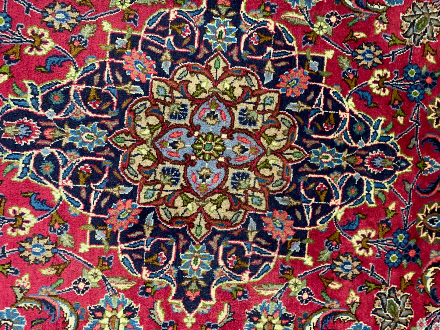 77629 MESHED - IRAN 3,15 X 2,02 = 6,36