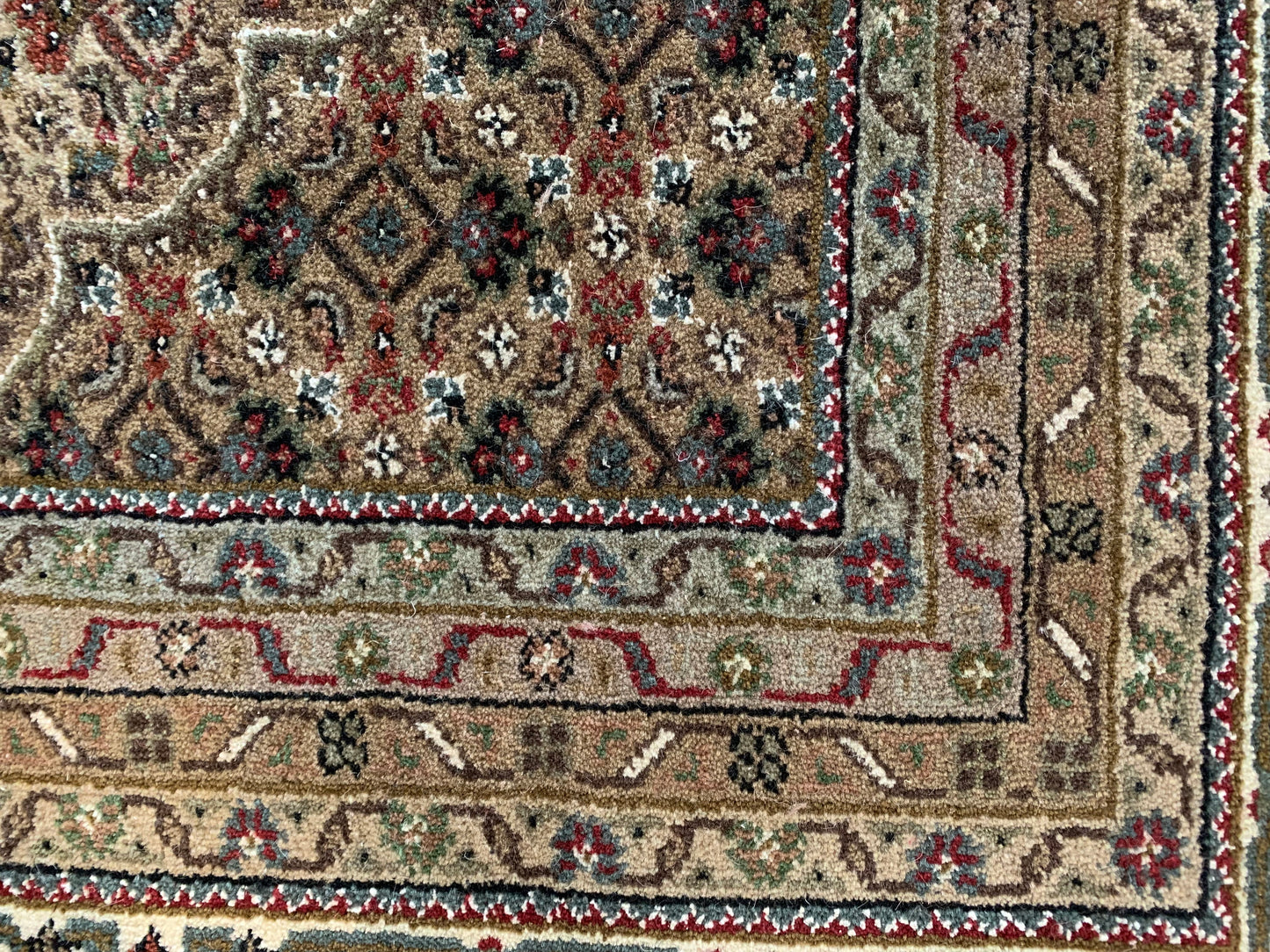 85644 Tabriz Mahi - 3,70 X 2,75 = 10,18