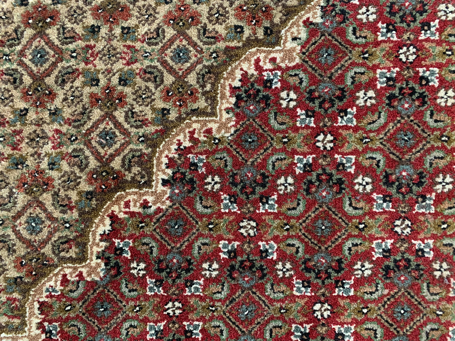 85644 Tabriz Mahi - 3,70 X 2,75 = 10,18