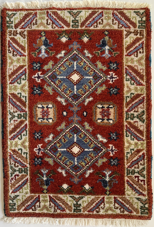 86640 Tapete Kazak 0,89 x 0,62 = 0,55