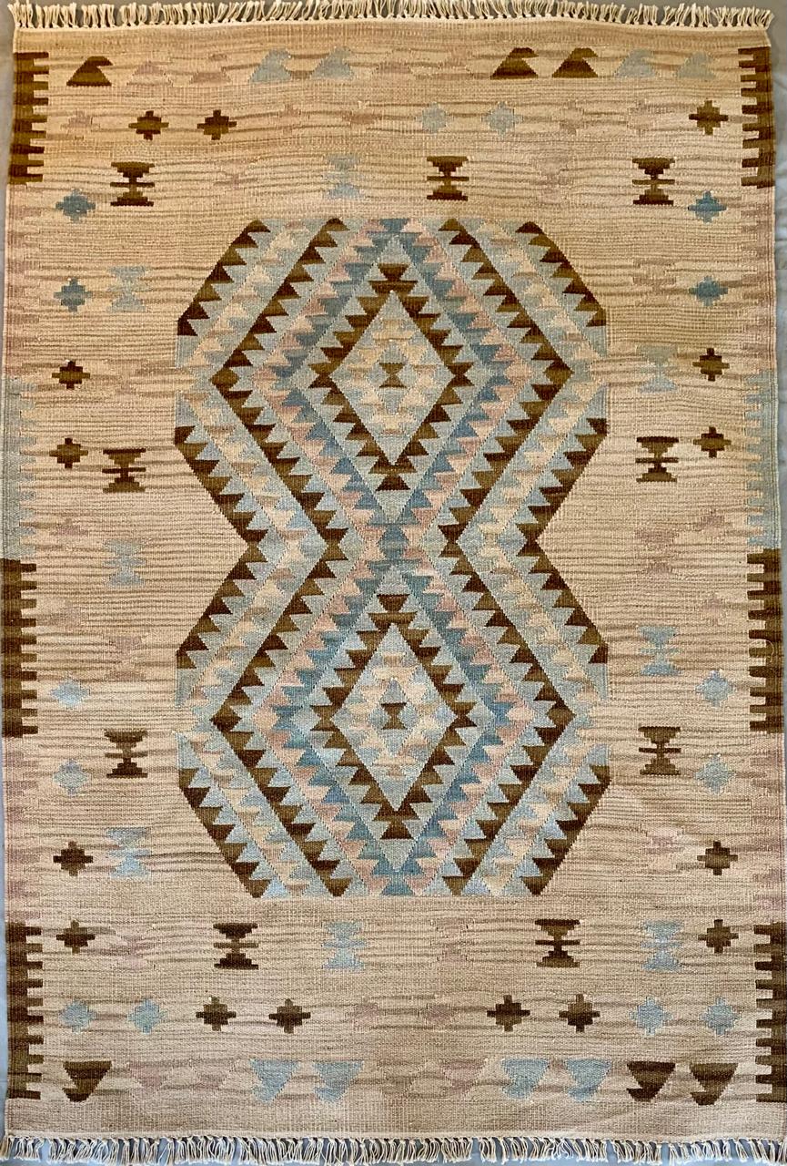87581 Tapete Kilim ASSTD 1,80 x 1,24 = 2,23