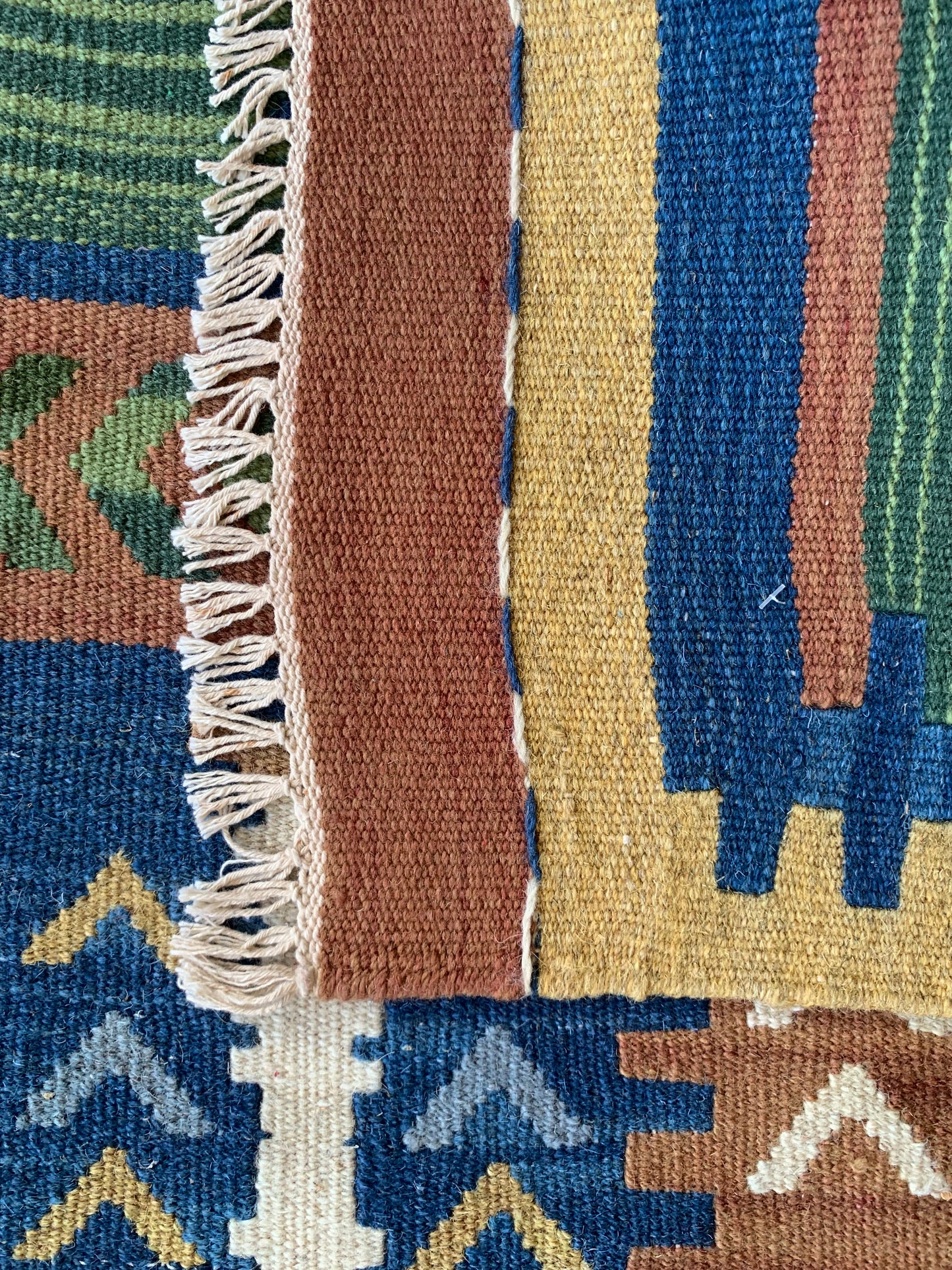 87592 Tapete Kilim ASSTD 1,86 x 1,24 = 2,31