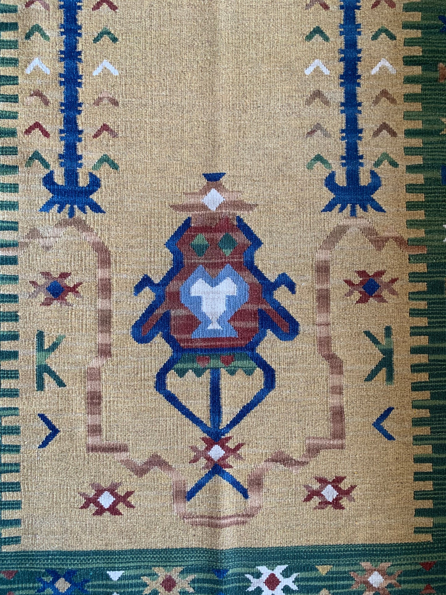 87605 Tapete Kilim ASSTD 1,75 x 1,23 = 2,15