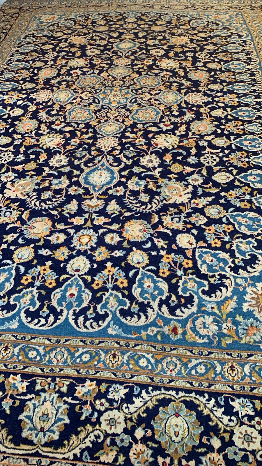 87729 Tapete Kashan 4,06 x 3,05 = 12,38