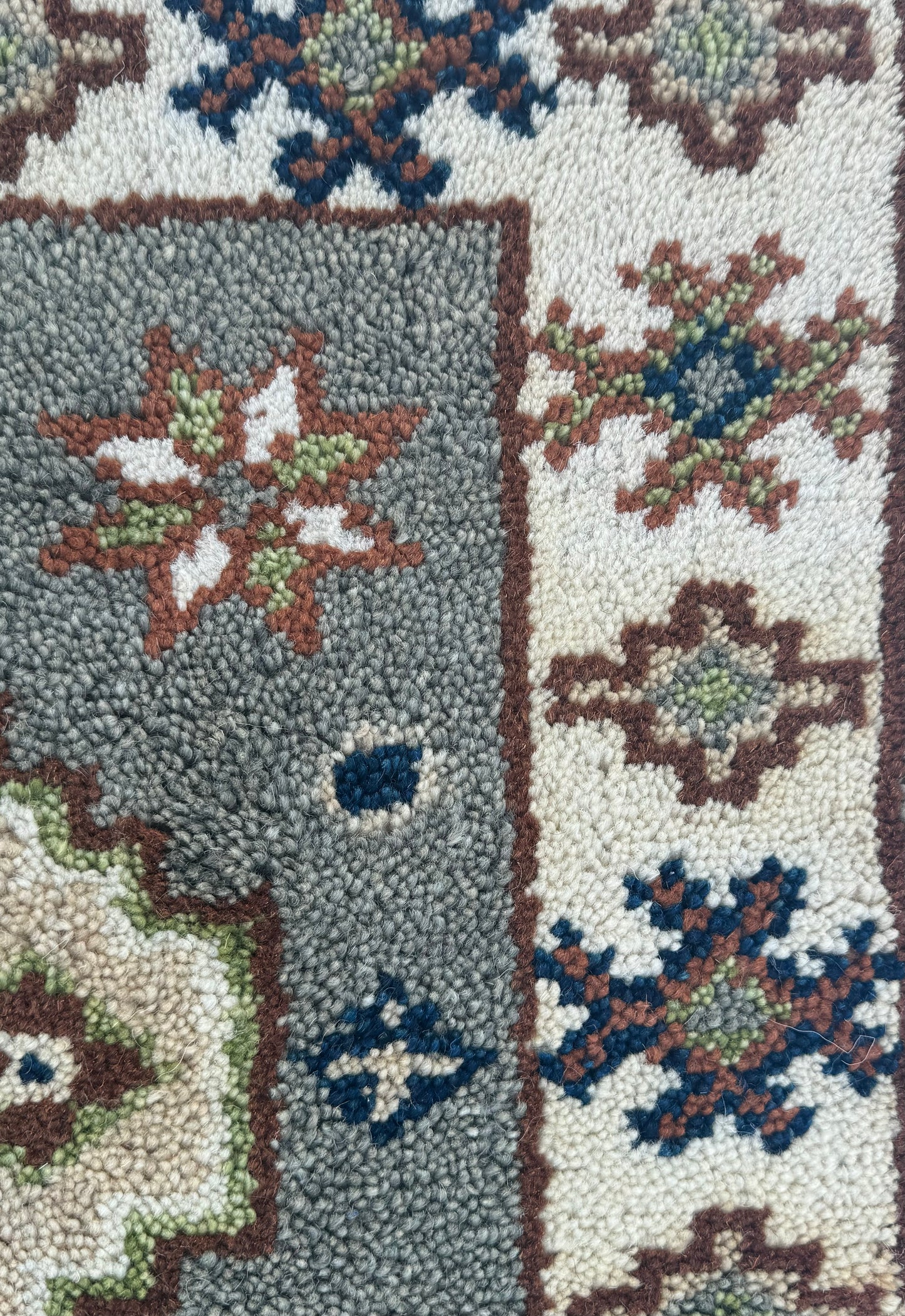 86733 Kazak 0,65X2,04=1,33